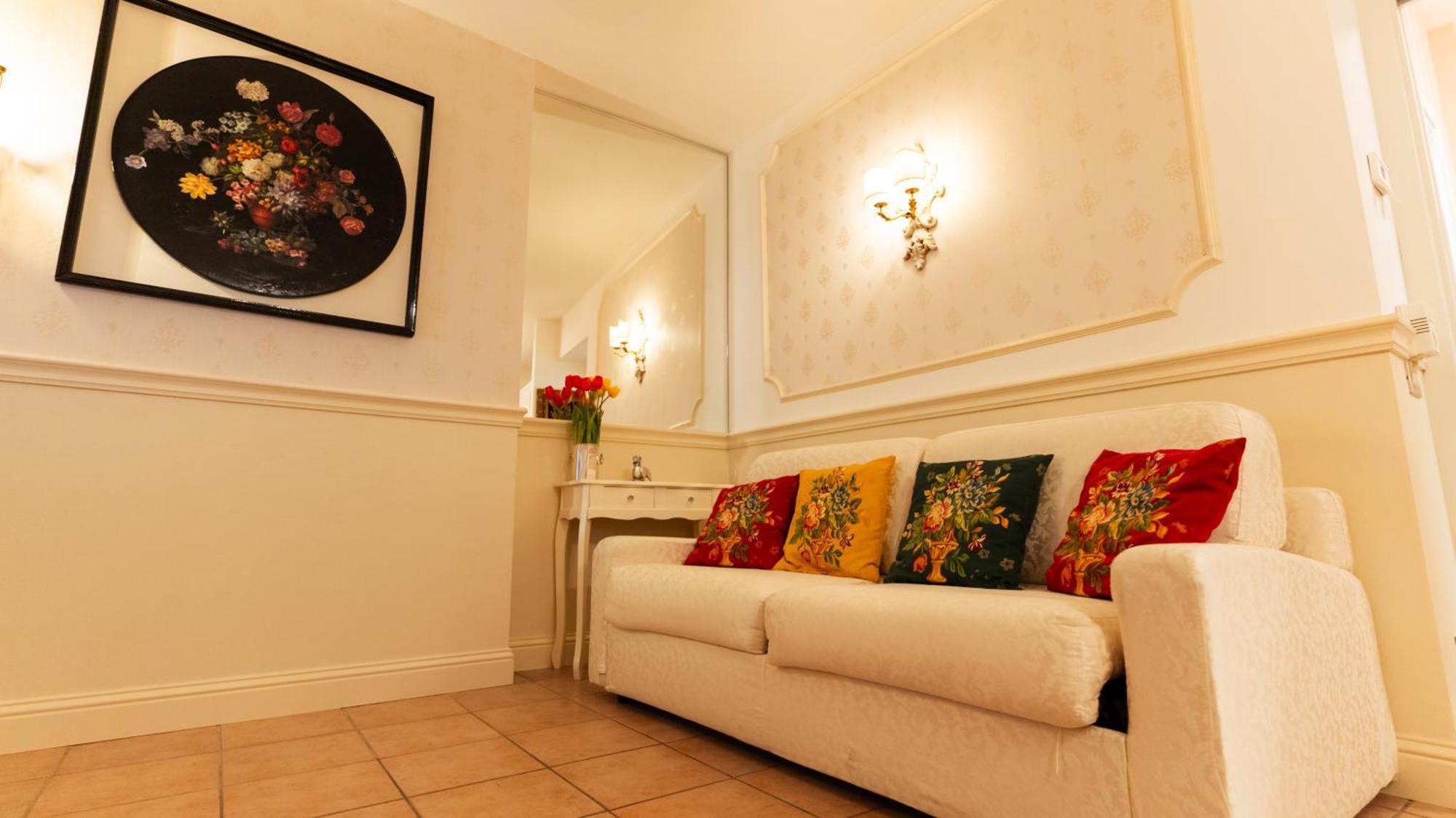 New Cozy Apartment - City Centre Lecco Exteriér fotografie